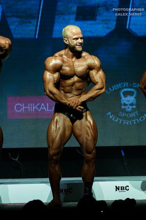 CLASSIC PHYSIQUE НОВИЧКИ